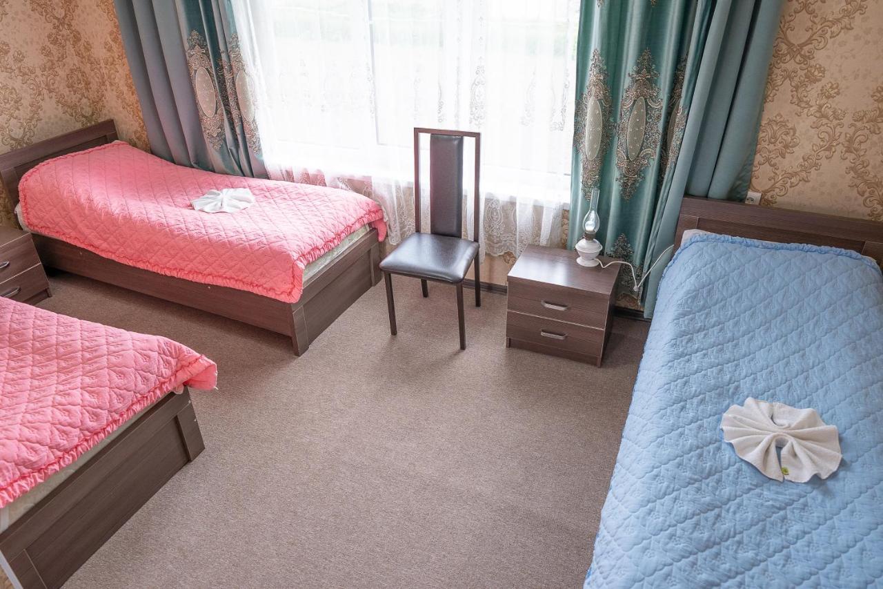 Guest House Jekshen Imeni Karla Marksa  Bagian luar foto