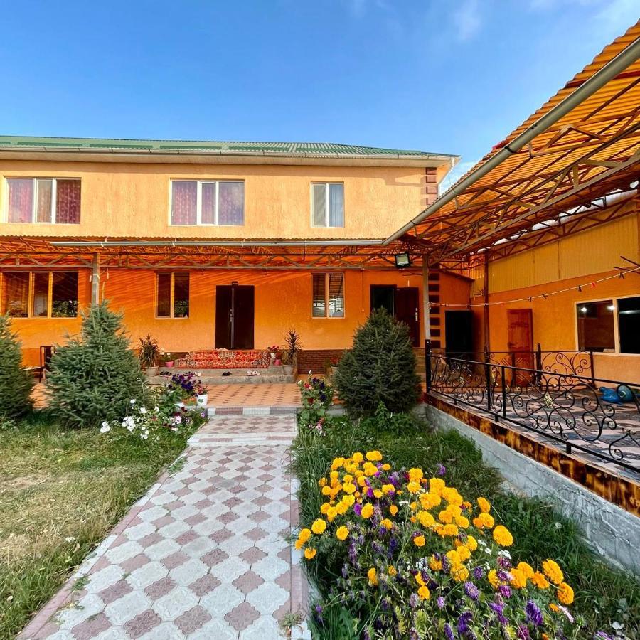 Guest House Jekshen Imeni Karla Marksa  Bagian luar foto
