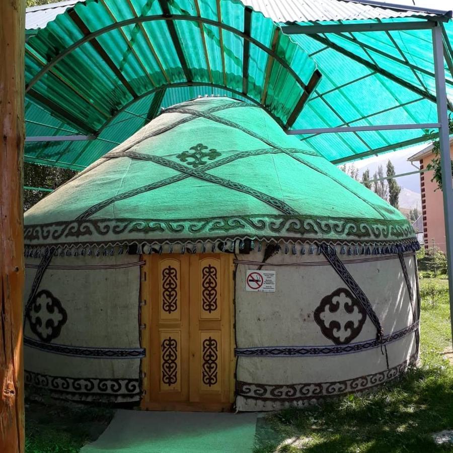 Guest House Jekshen Imeni Karla Marksa  Bagian luar foto