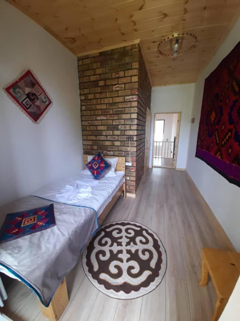 Guest House Jekshen Imeni Karla Marksa  Bagian luar foto