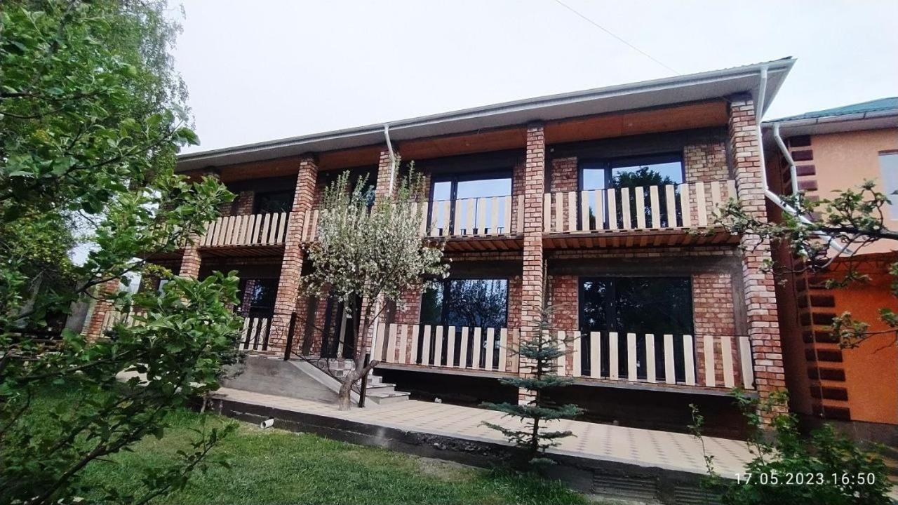 Guest House Jekshen Imeni Karla Marksa  Bagian luar foto